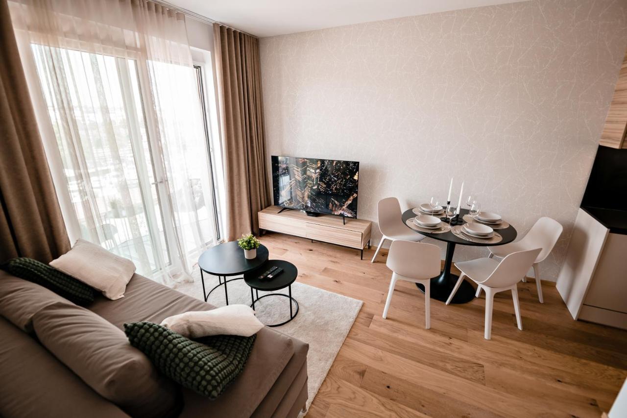 Sodoben Apartma V Centru Ljubljane Lubiana Esterno foto